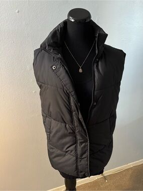 Arizona Jean Company Black Puffer Vest